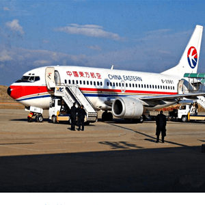 珠海航空托运航空快运业稳步发展的原因是什么？
